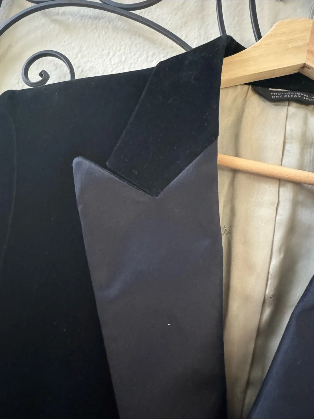 Men's Black Velvet Tuxedo Blazer with Satin Peak Lapels